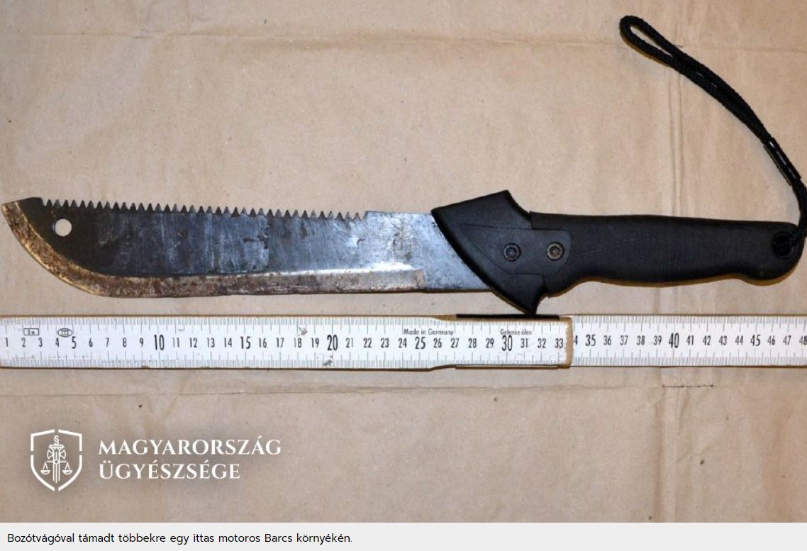 Bozótvágós támadás lett az ittas motorozás vége.