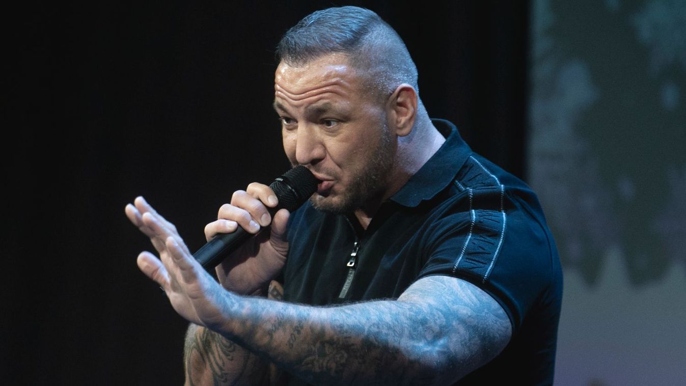 A rapper már egy évvel ezelőtt is beszélt a gyilkossági ügyről, melyben testvére is a vádlottak padján van. Forrás: MW Fotó: Molnár István Péter