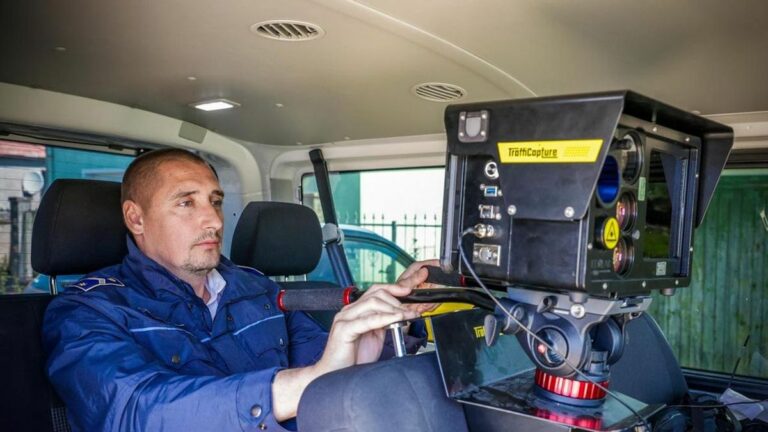 Traffipax láttán nem a hirtelen fékezés a legjobb megoldás Fotó: Makovics Kornél