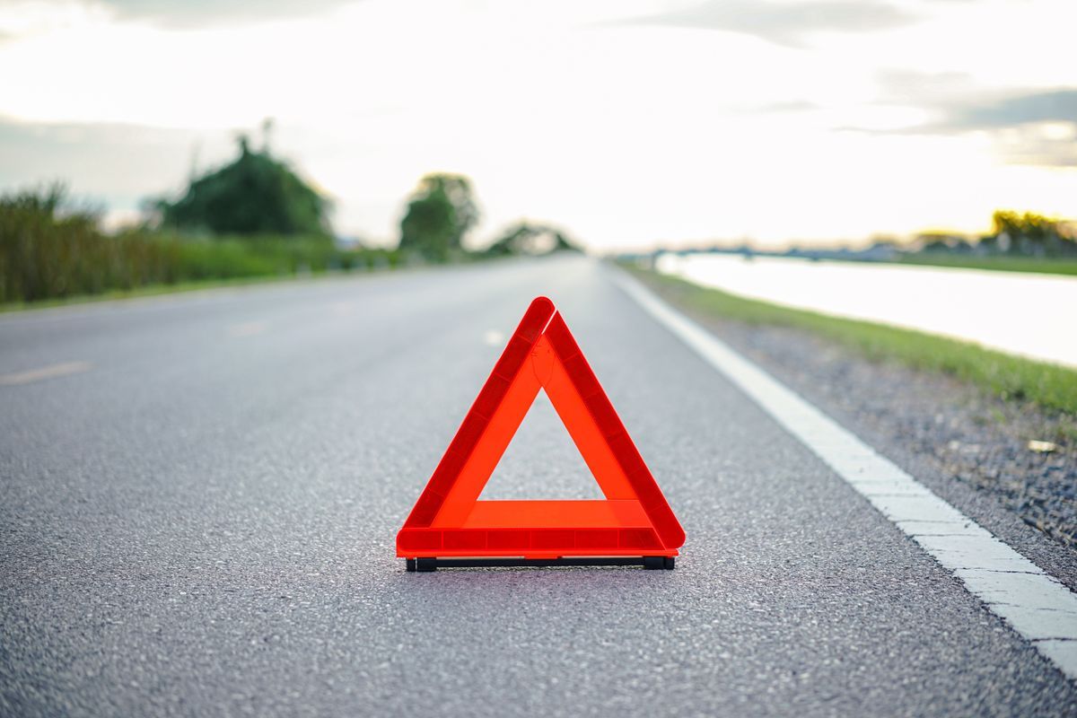 Lecserélik a legendás háromszöget? A V16-ot vezetik be több országban.