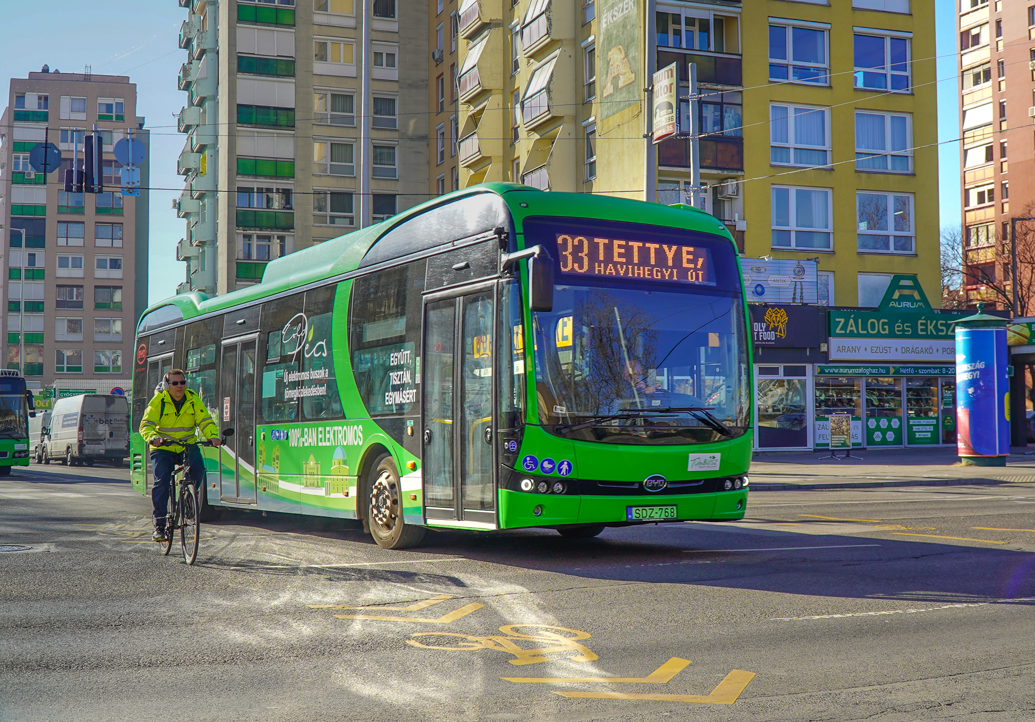 Állítsák vissza a buszmenetrendet Pécsett!