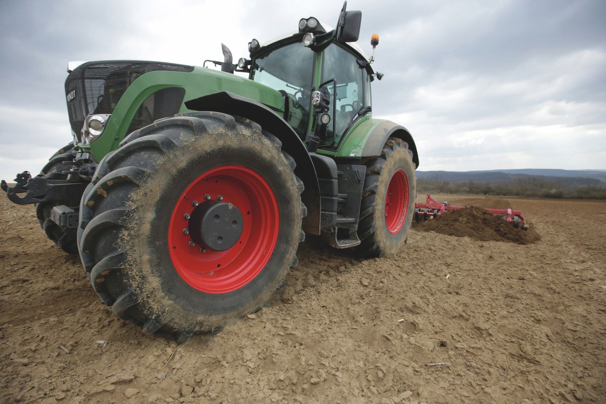 A földárverésen jelenleg is bérelt, művelt területekre is lehet licitálni Forrás: Mártonfai Dénes/Teol.hu
