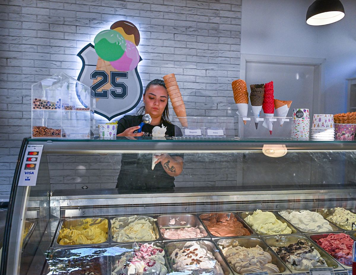 A 25-ös a fagylaltozó a 25-ös főút mellett. Forrás: Gál Gábor/Heol.hu