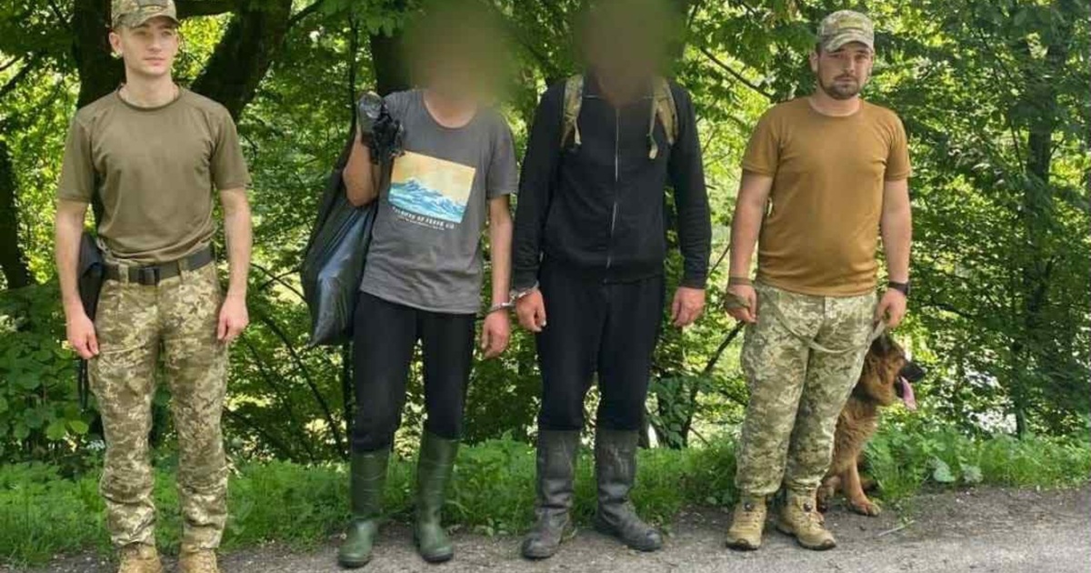 A férfiakat 100 méterre a román határtól tartóztatták fel a határőrök.