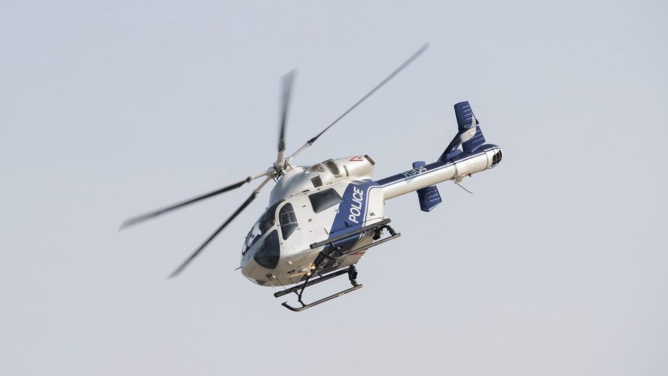 Talán nem is bűvésztrükk volt a helikopter eltűnése? Forrás: police.hu