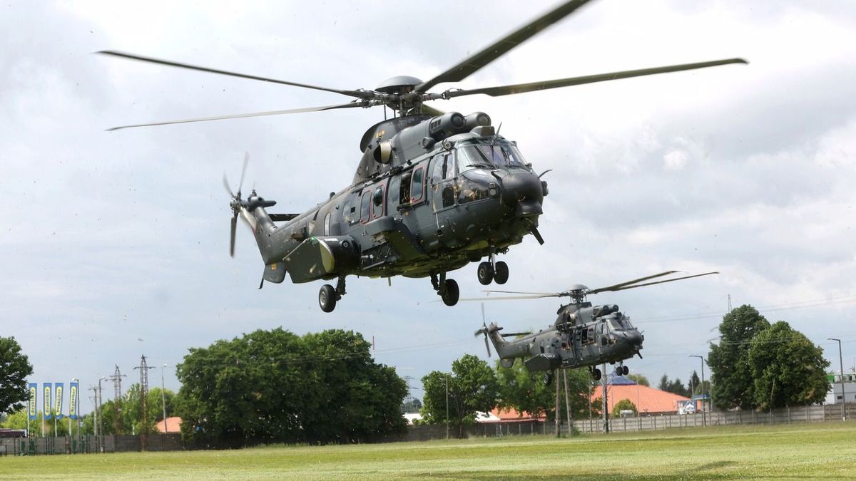 A megnövekedett repülőgép forgalom akár légvédelmi gyakorlat is lehetne, de jelenleg egészen másról van szó. Képünk illusztráció. Fotó: Lang Róbert