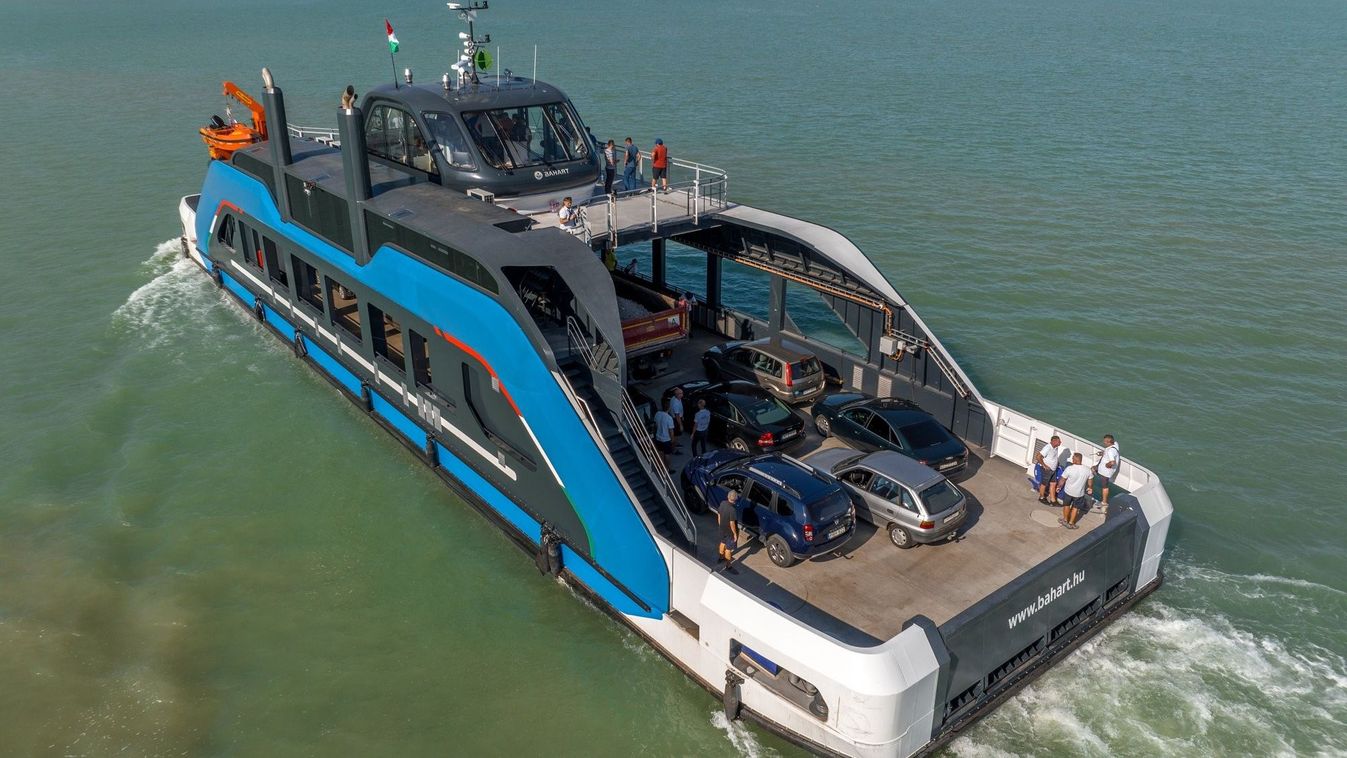 Komp a Balatonon – bővül a menetrend Forrás: BAHART