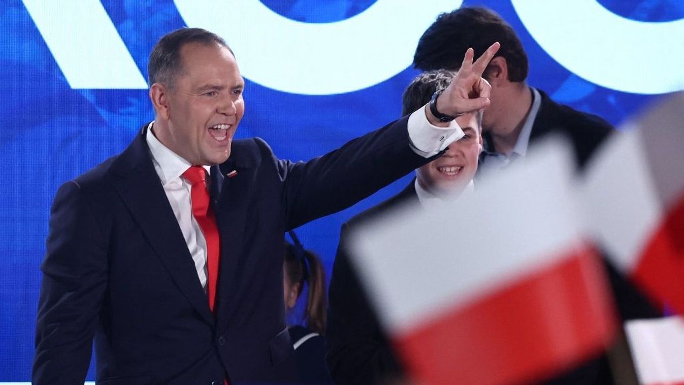 Karol Nawrocki sikere nagy győzelem a visegrádi együttműködésnek is.