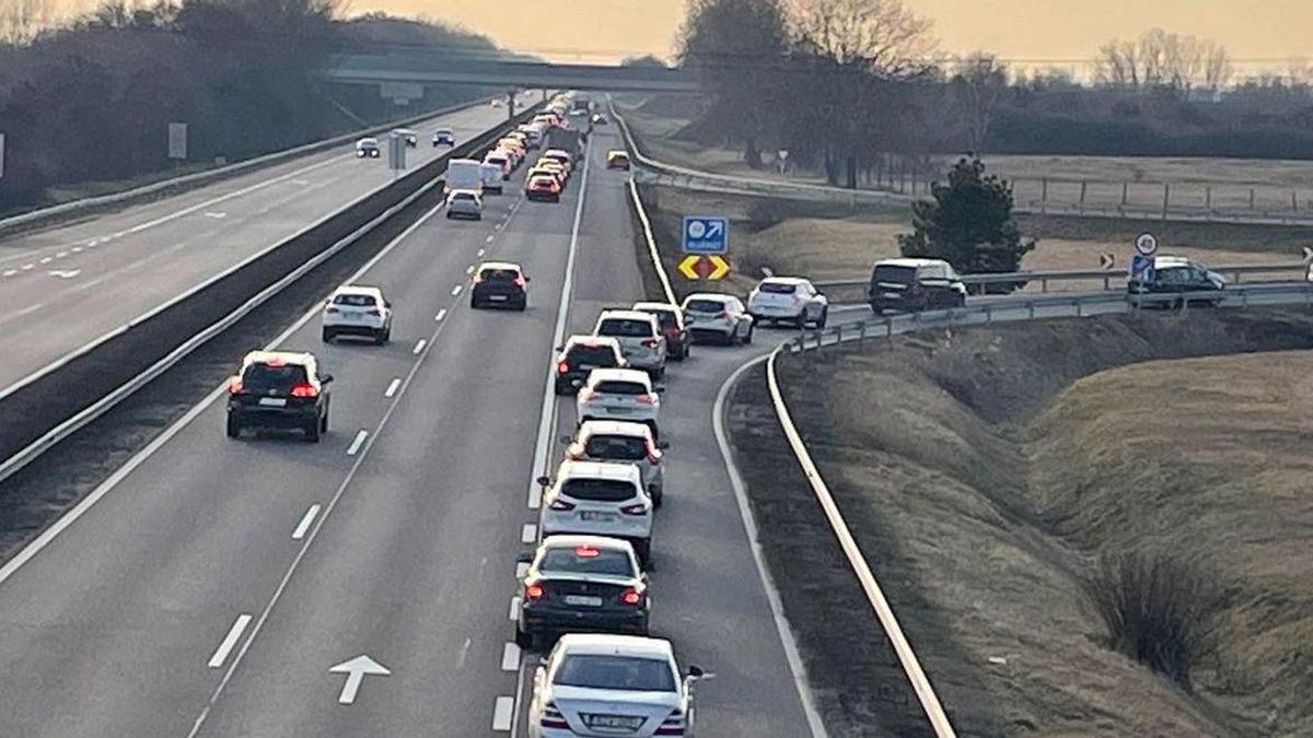 Ennél a felhajtónál döcög most az M3-as forgalma Forrás: Nool.hu