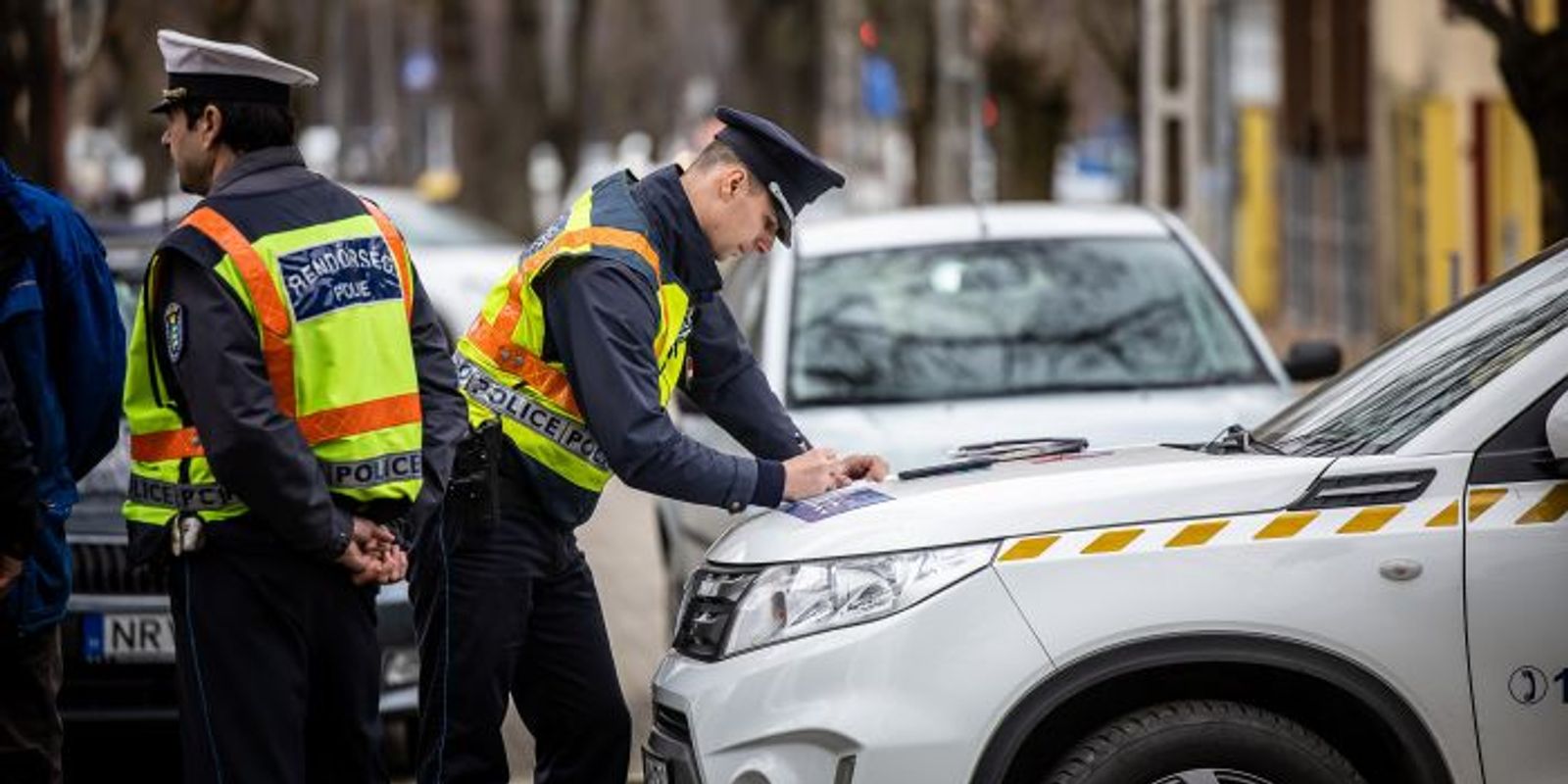 "...a KRESZ csak minimális felmentést ad..."