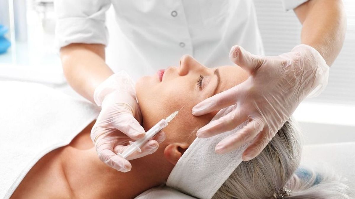Komoly egészségügyi kockázatot jelent, ha nem szakorvos végzi a botoxkezelést - hívja fel a figyelmet a Baranya Vármegyei Kormányhivatal Forrás: Shutterstock