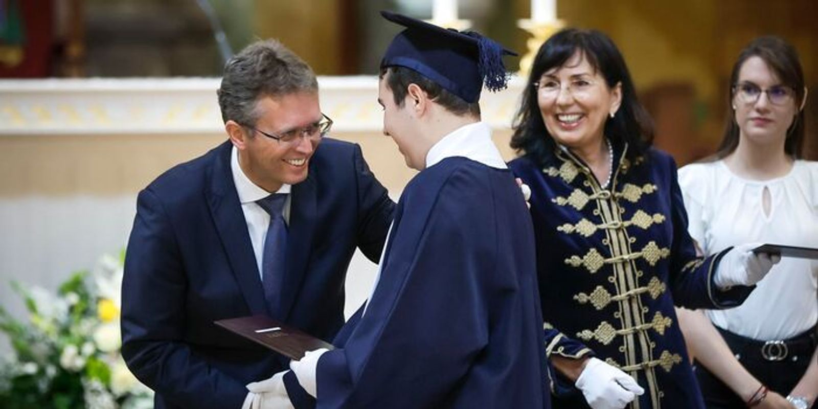 Az egri egyetemen közel 1000 ember diplomázott ezen a nyáron.