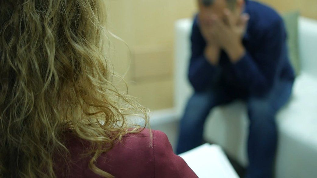 "A lakosság több mint 60%-a tapasztal érzelmi kimerültséget, szorongást vagy depressziót – azonban csupán minden negyedik ember kér szakmai segítséget."