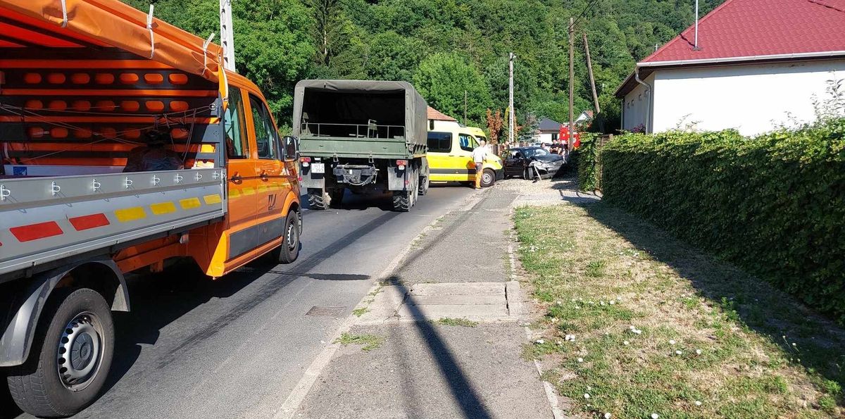 Ez a baleset fogadta reggel azokat, akik Szarvaskő felé indultak Forrás: Olvasói fotó
