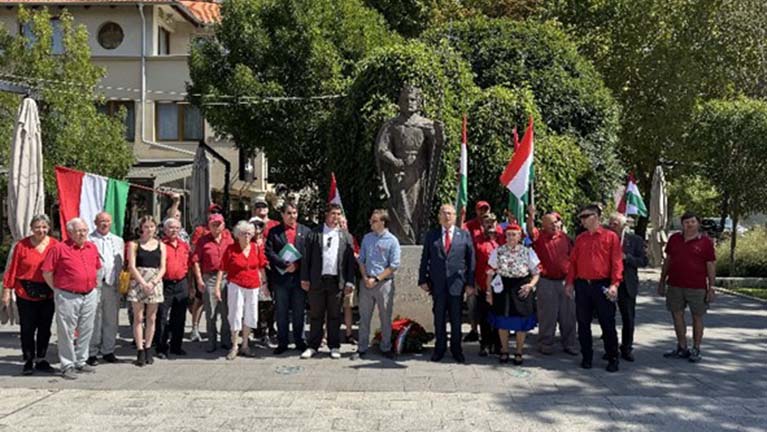 A politika rólunk, emberekről szóljon!