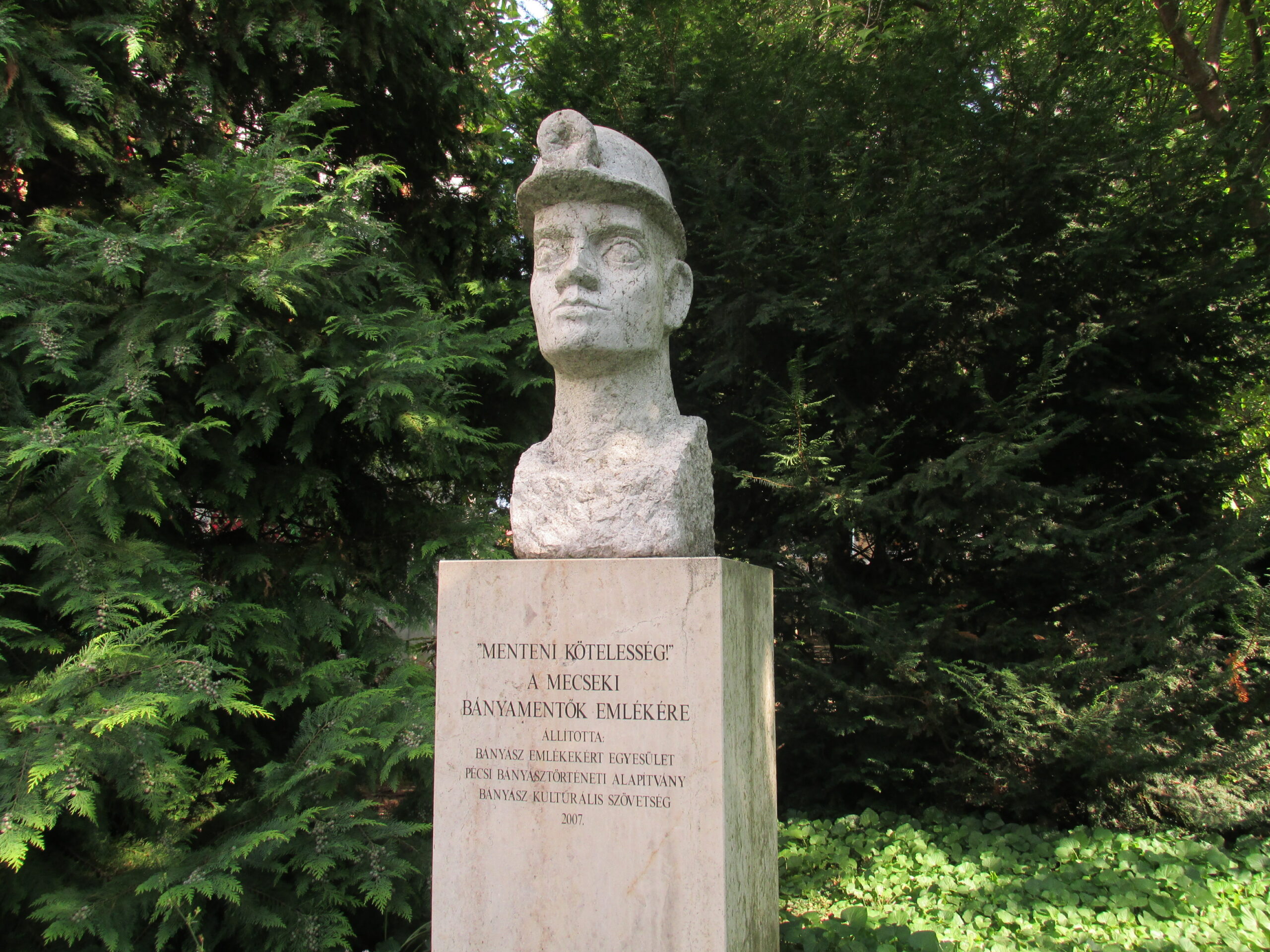 "A szervezők célja, hogy a látogatók gondtalanul élvezhessék a Bányásznapok programjait, majd biztonságosan hazatérhessenek Pécsre."