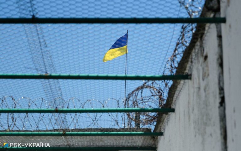 "A cél a tömeges szökési kísérletek visszaszorítása, amelyek az orosz–ukrán háború kezdete óta drámaian megszaporodtak, írja az RBK-Ukrajina."