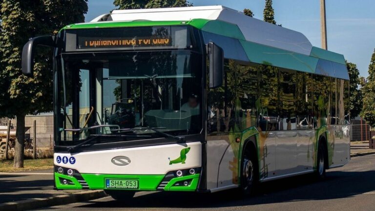 A Szent István Napok ideje alatt az 1-es vonalon ingyen lehet buszozni Pakson Forrás: TEOL archív