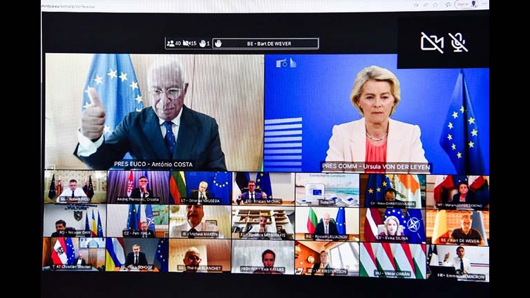 EU-Oroszország csúcstalálkozó kell!