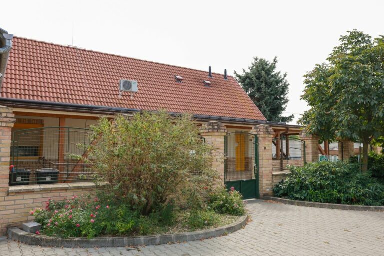 A faddi bölcsődében történt a vélelmezett gyermekbántalmazás Forrás: Tolnai Népújság