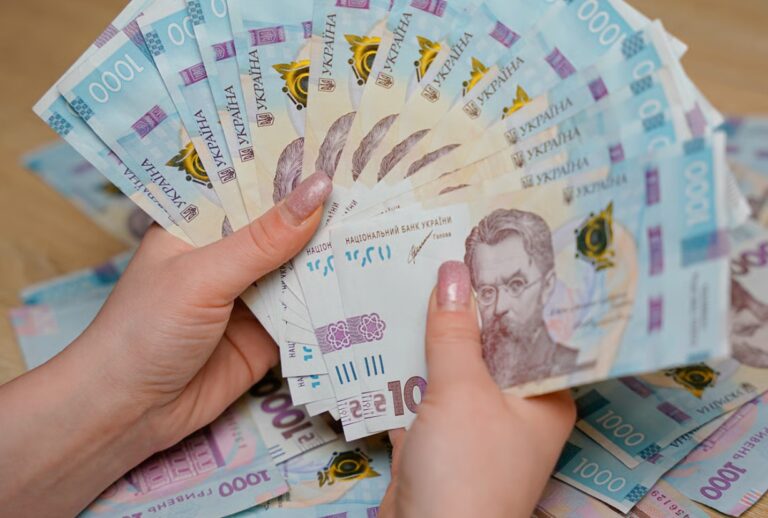 "A legmagasabb fizetéseket azok a hivatalok adják, amelyek a felügyeletért és szabályozásért felelősek."