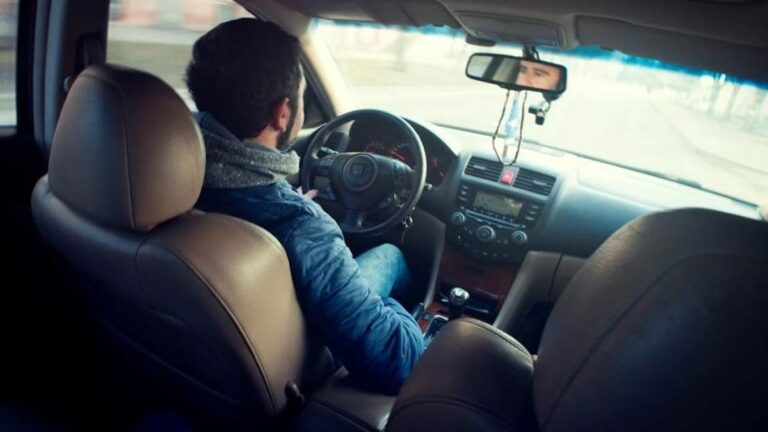 Ittas állapotban vezetett, majd első ajtón kilökte az élettársát Forrás: Pexels