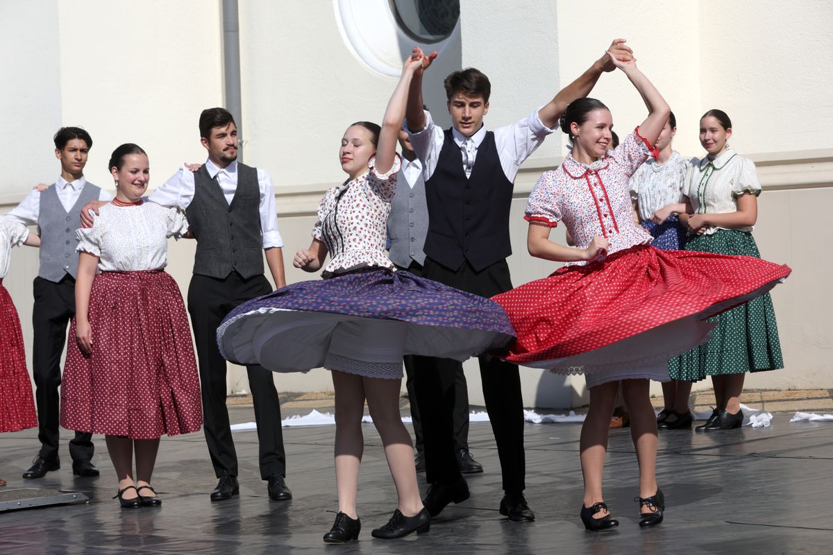 Minden korban iránytű Szent István öröksége Fotó: Lang Róbert