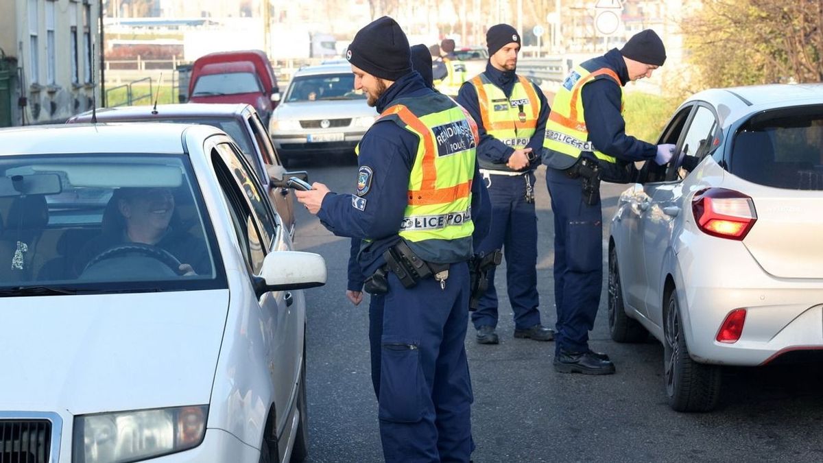 Az új KRESZ egyik legfontosabb változása, hogy az index időpontját szigorúbban szabályozzák majd. Forrás: sonline.hu