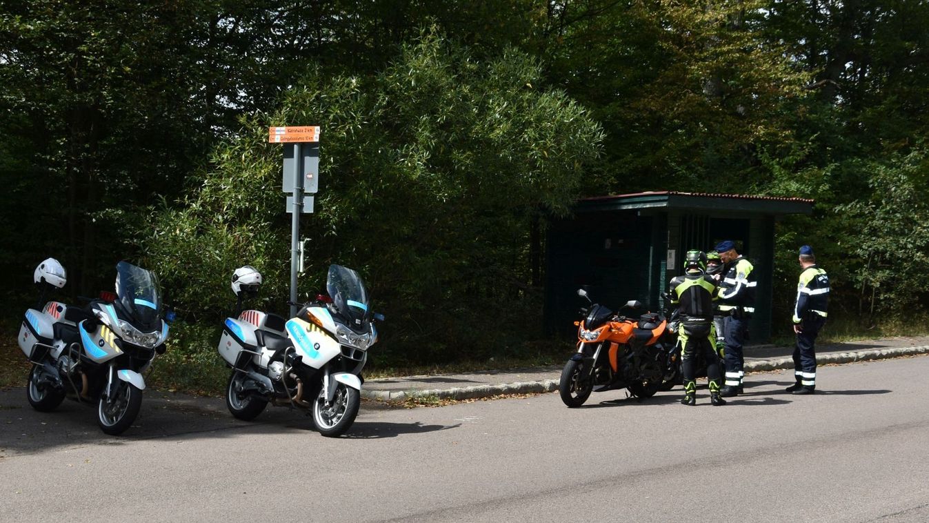 Összehangolt ellenőrzést tartanak a rendőrök a Mátrában Forrás: Police.hu