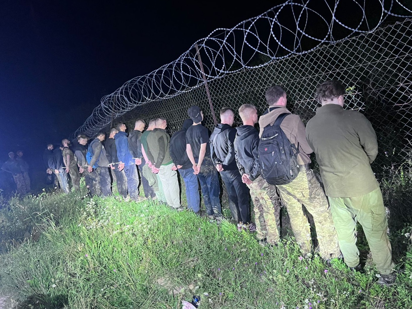 "Az Ukrajna különböző régióiból származó hadkötelesek Szlovákiába tartottak..."