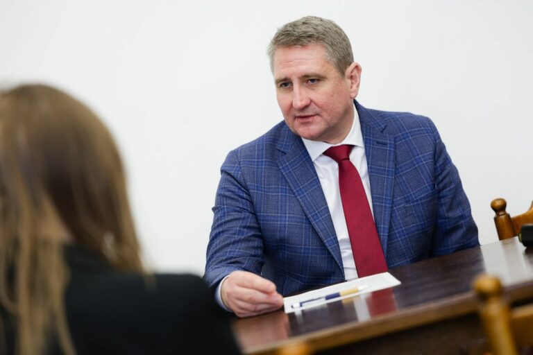 Vágner Ákos elmondta, milyen fontos döntéseket hoztak a közgyűlésen Fotó: Huszár Márk/heol.hu