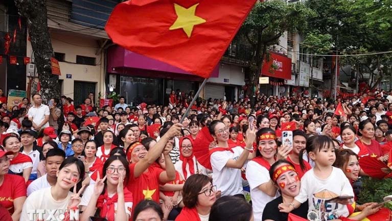 Boldog ünnepet, Vietnám!