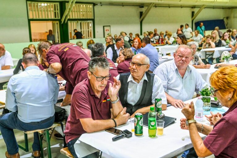 Bányásznap és a Város Napja nem maradt el a szombati esőzések ellenére sem. Fotó: Kiss Albert