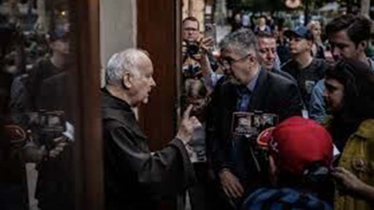 Nem kérünk Hadházyból és lumpenjeiből!