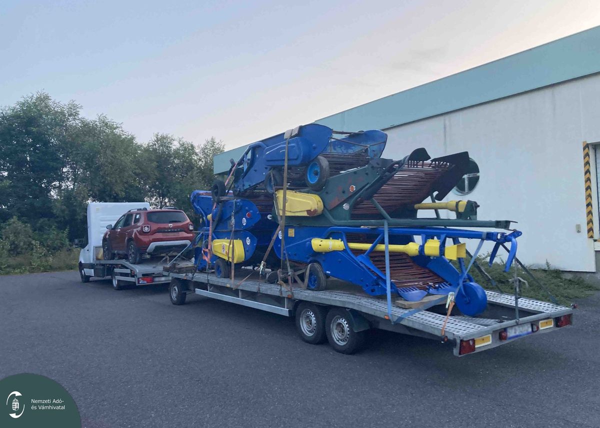 "A 32 éves sofőr úgy érvelt, hogy nem tudott a túlsúlyról, Lengyelországból Romániába tart a saját részére vásárolt járművel és munkagéppel."