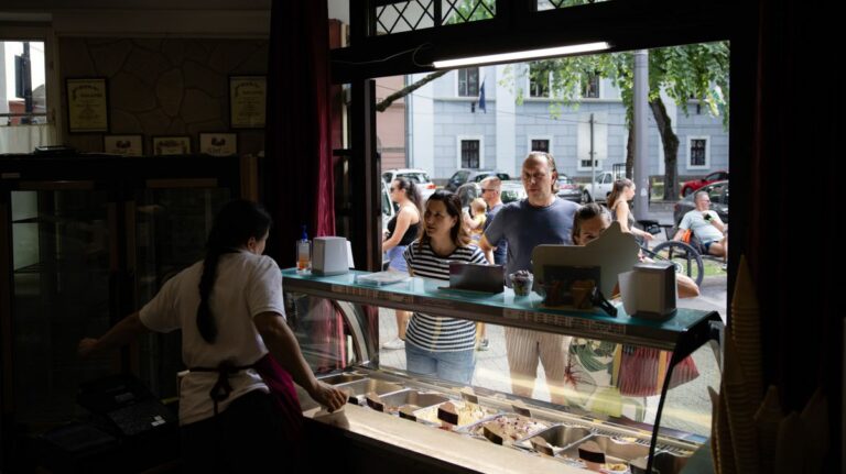 Házi fagylaltot árultak a Sárváriban a kezdetektől Fotó: Huszár Márk/heol.hu