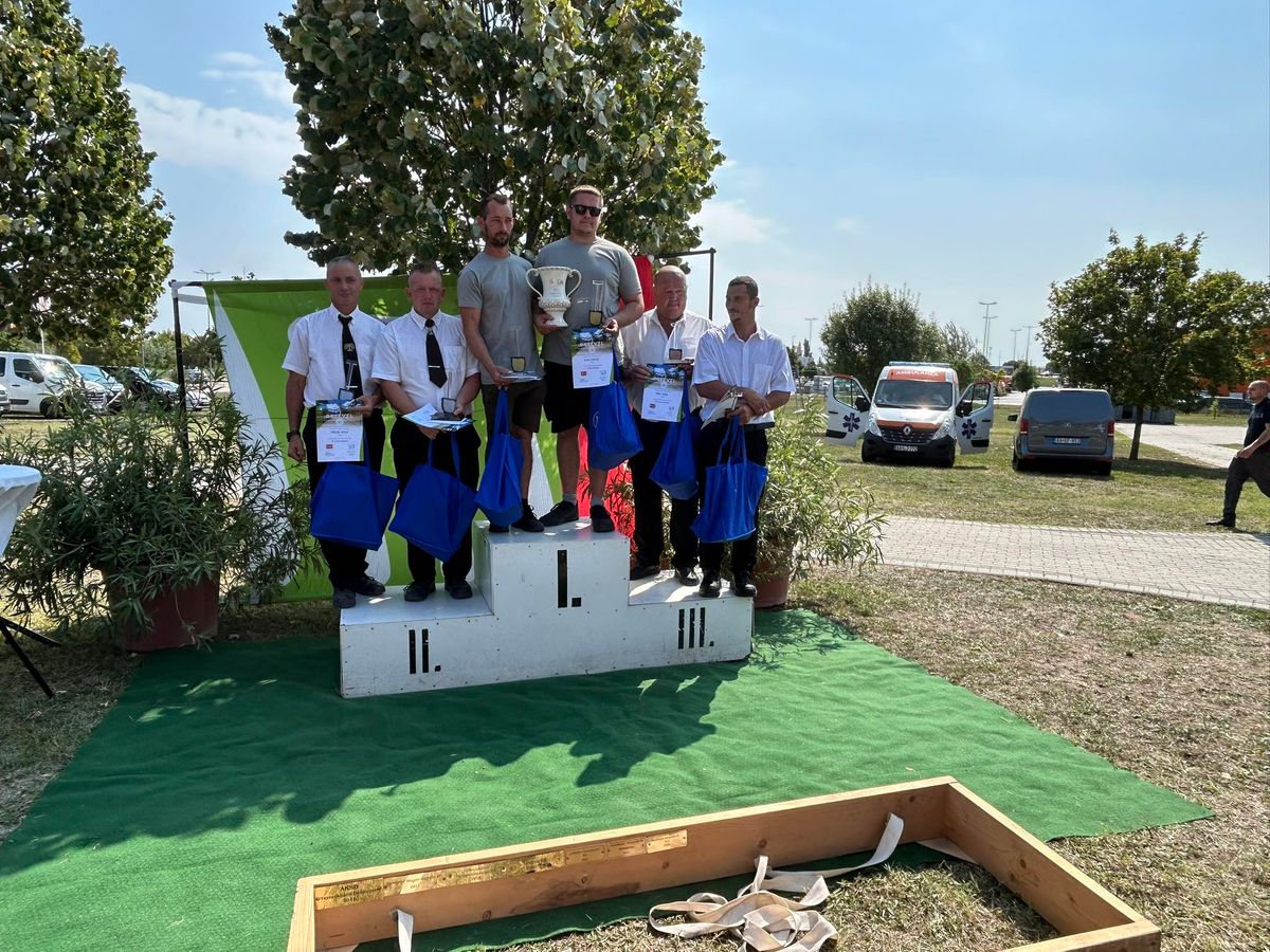 A nyolcadik sírásóverseny, ahol a hazai csapatokon kívül külföldiek is részt vettek, nemzetközivé bővült Fotó: MW