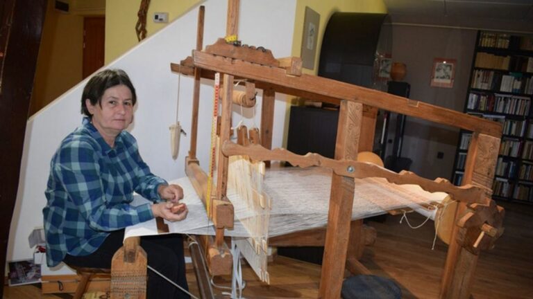 Komjáthi Ágnes népi iparművész, a népművészet mestere Fotó: Beküldött