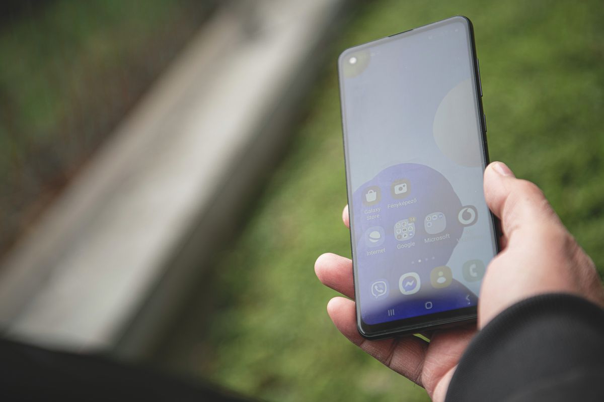 Változtat az Erste Bank: nem tudunk utalni bizonyos telefonokról Fotó: MW