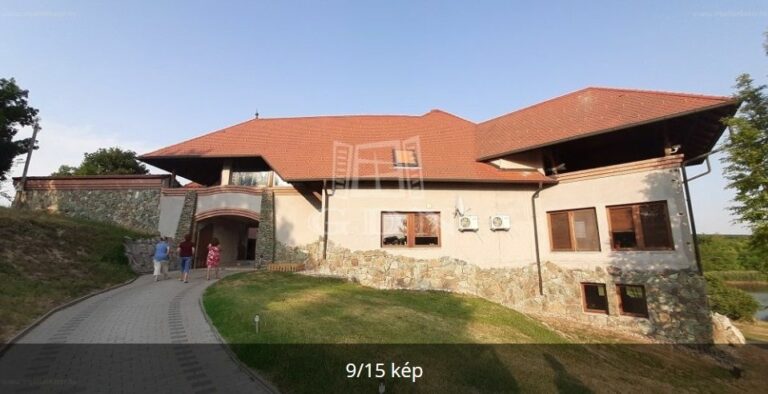 A Siófok-Töreki Lovasmajor 3,5 millió euróért a legdrágább somogyi ingatlan Forrás: Ingatlanbazár