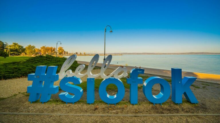 "Október 10-12. között ismét a balatoni halé a főszerep a 12. Siófoki Halfesztiválon..."