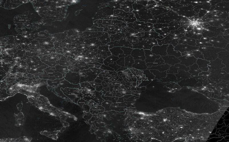 A valódi kiutat a sötétségből és az áramszünetek okozta nehézségekből a béke helyreállítása jelentené.