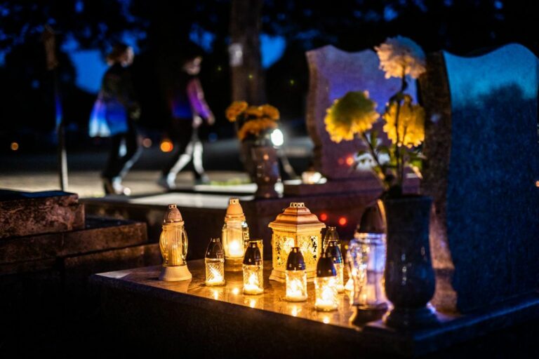 Az Északi temető október 27-e és november 2-a között reggel 7 és este 8 óra között látogatható Illusztráció: KM Archív