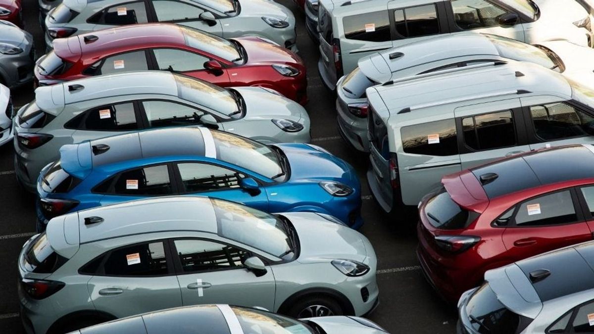 Az autógyártók évről évre rengeteg autót hívnak vissza valamilyen műszaki hiba miatt. Forrás: NurPhoto / AFP