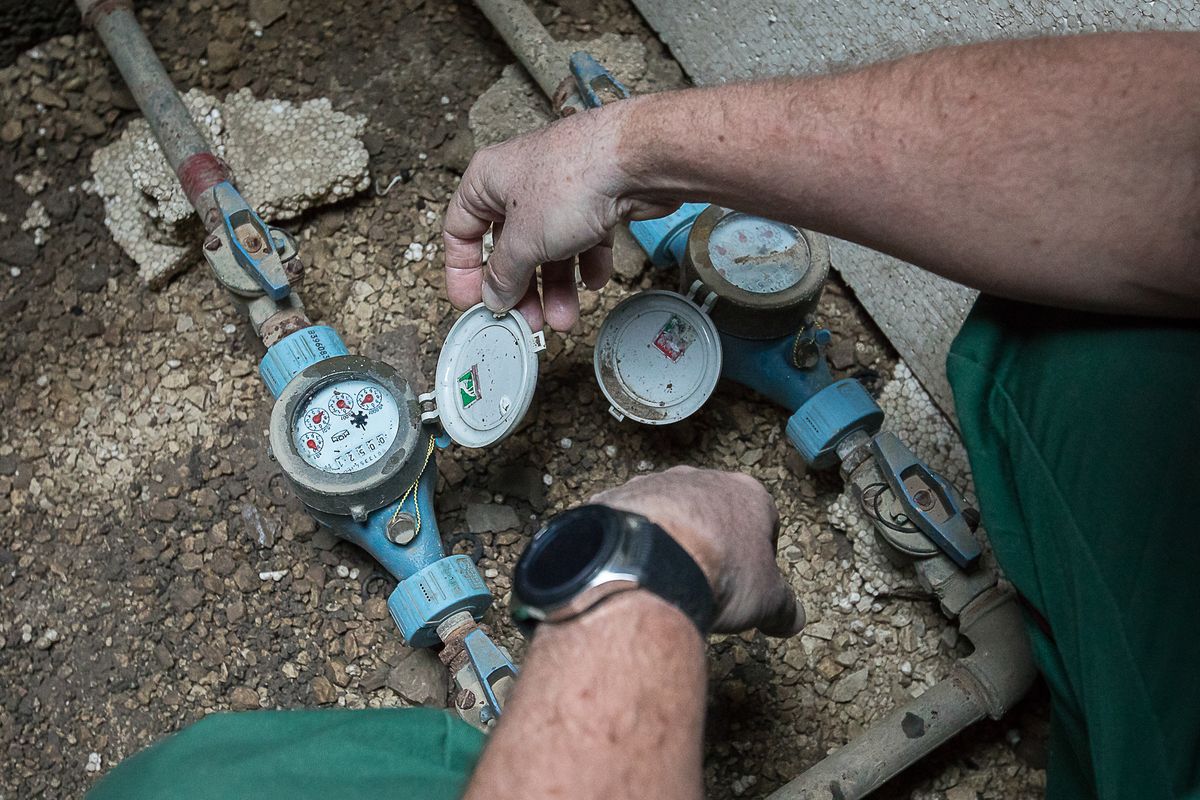 Ha a vízszámla hirtelen megemelkedik, érdemes hibára gyanakodni – akár javítás szükséges, akár vízóracsere, jobb minél hamarabb túlesni rajta Forrás: Illusztráció / MW-archív