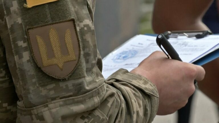 2025 januárja és októbere között csaknem ötezer panasz érkezett Dmitro Lubinec ombudsman hivatalához a mozgósítás során történt jogsértések miatt.