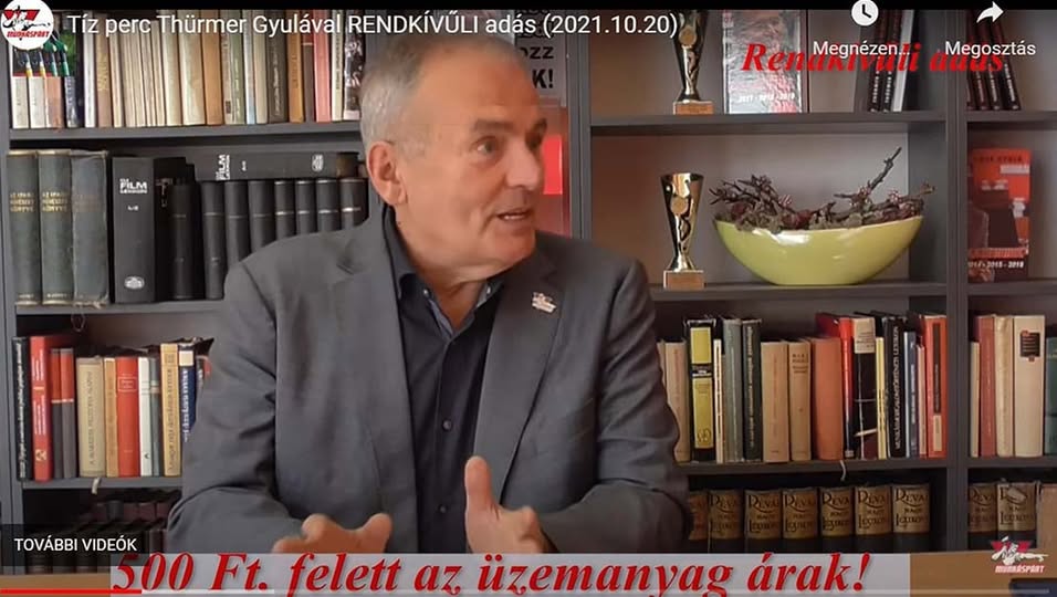 Felhívjuk az emberek figyelmét arra is, hogy a parlamenti ellenzék ebben a lényeges kérdésben hallgat. Nem emelik fel szavukat az áremelés ellen. A kulisszák mögött alkudozásokkal vannak elfoglalva, és ebben az ügyben sem állnak az emberek mellett. Ezt is tudnia kell mindenkinek!