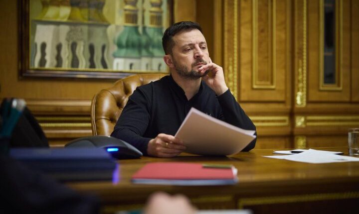 "Az ország már az év elején is kész volt foglalkozni Donald Trump amerikai elnök békejavaslataival, és továbbra is konstruktívan kíván együttműködni az amerikai és az európai partnerekkel..."