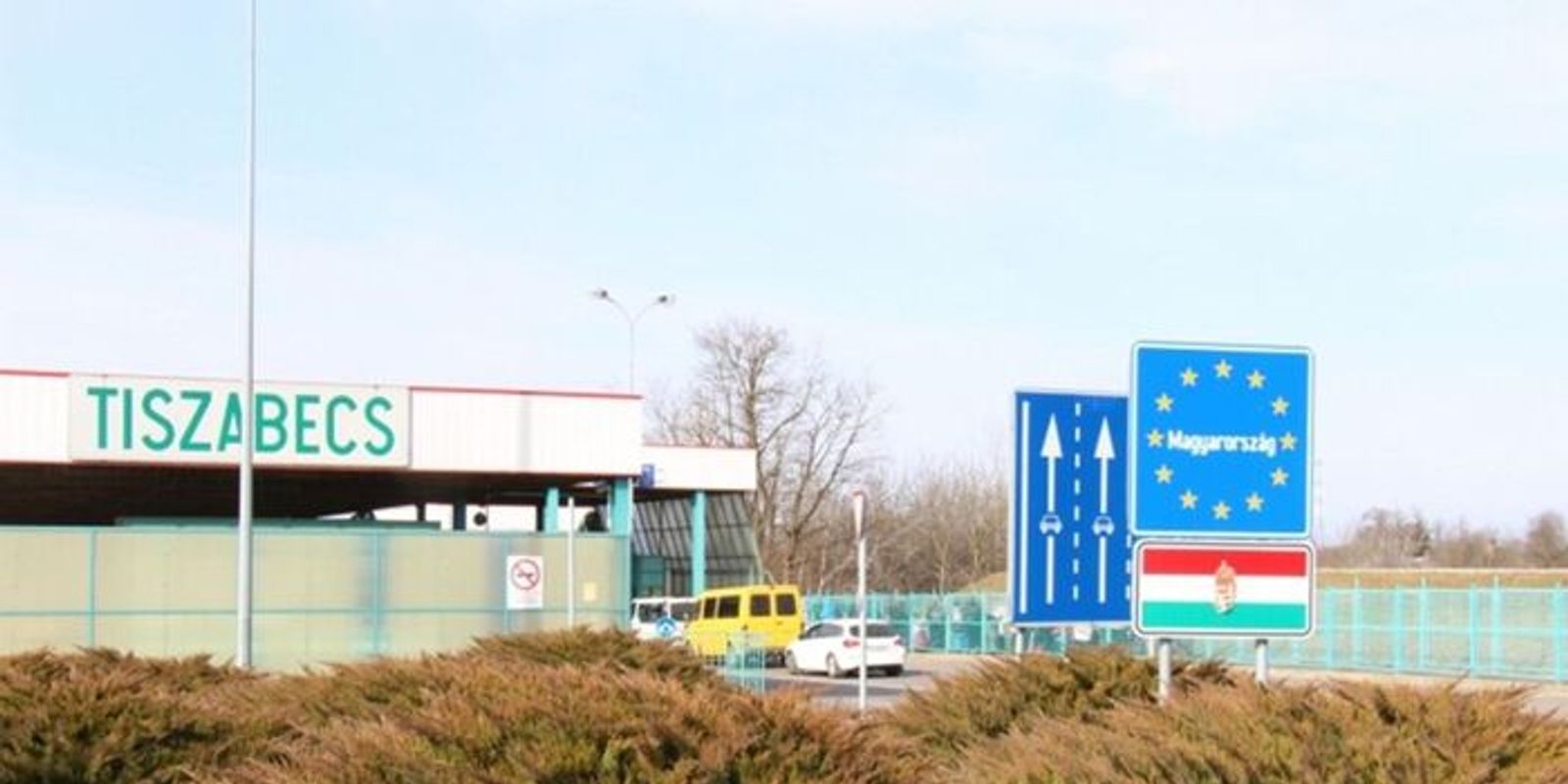 „Saját határátkelőt” működtettek a csempészek a Tisza-parton A csempészek őrizetben vannak.