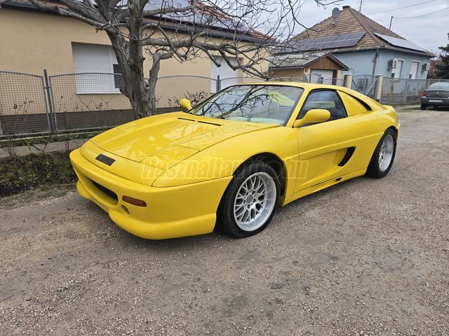 Különleges használt autó: ebből a perspektívából inkább hasonlít egy Lotus Espritre, mint Ferrari F355-re. Fotó: használtautó.hu